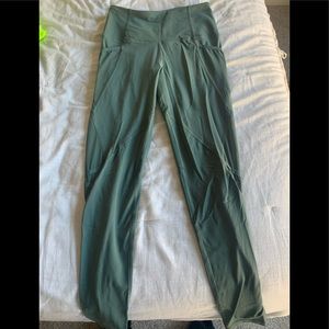 Victoria sport green leggings